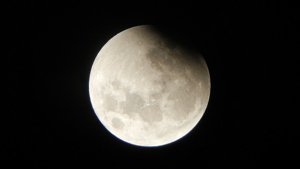 皆既月食2014年10月8日18時18分