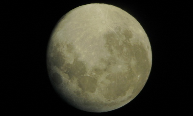 やっと見れた月に感動（ポルタⅡ R130Sf ×2倍バローレンズ31.7T） | め